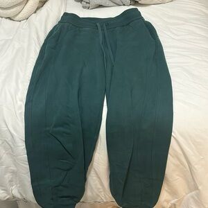 lululemon green scuba size 6